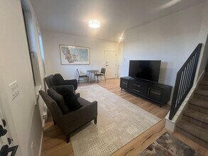 Building Photo - 2989 S 30th Ave