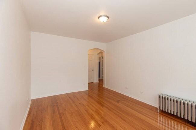 Foto del edificio - 8001-03 S Muskegon Ave