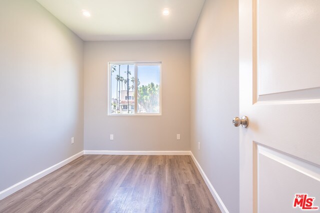 Building Photo - 2020 W 54th St