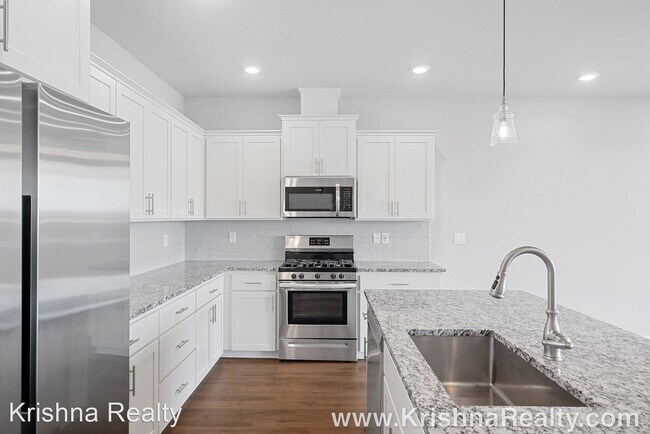 Building Photo - 4 br, 2 bath House - 1010 South 32nd Ave