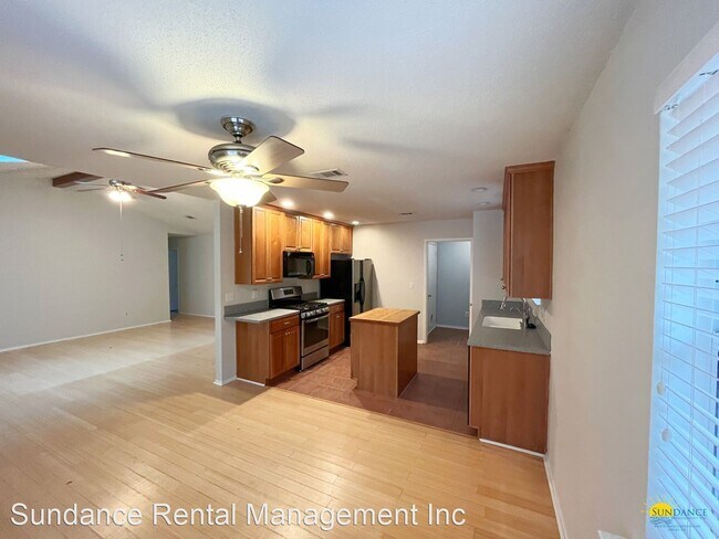 Foto del edificio - 3 br, 2 bath House - 4512 East Parkwood Lane