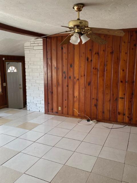 Foto del edificio - 1425 NW Ave F