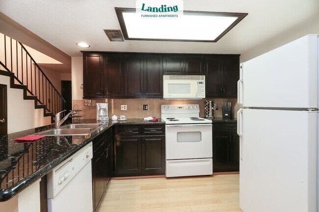 Building Photo - 7041 Kingston Cove Ln