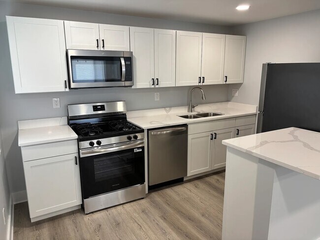 Foto del edificio - 87 E 4th Ave