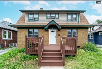 Building Photo - 2432 N 55th St