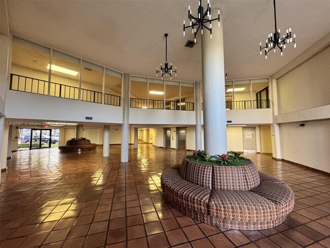 Foto del edificio - 5800 SW 127th Ave