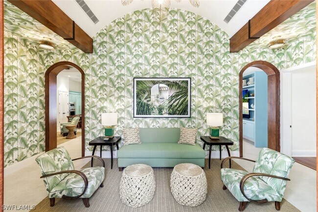 Building Photo - 2904 Tiburon Blvd E