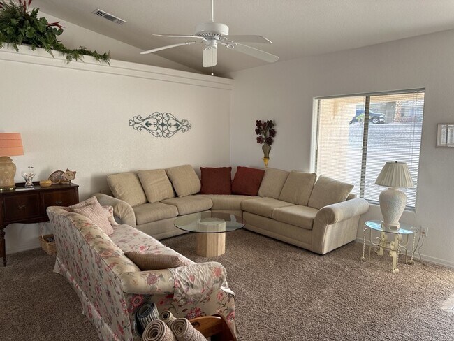 Foto del edificio - Furnished Short or Long term (4 month min)