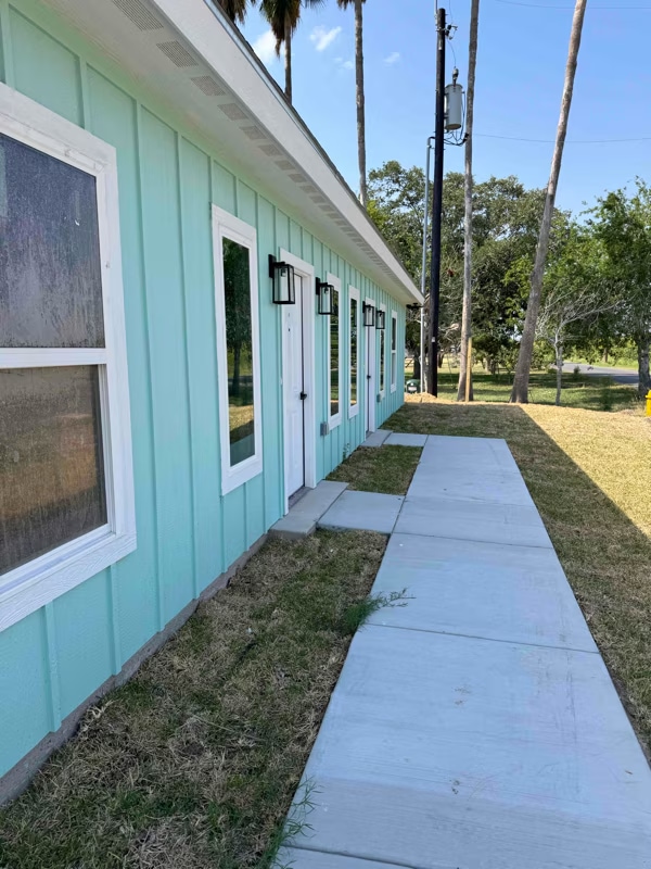 Building Photo - 2605 N 21st St