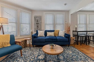 Building Photo - 2490 Main St