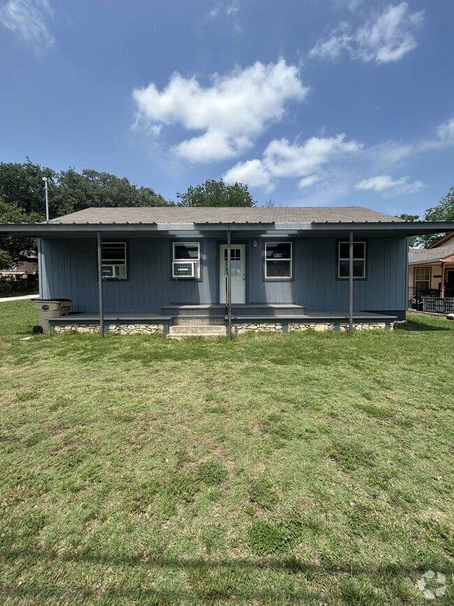 Building Photo - 1007 E Grand Ave