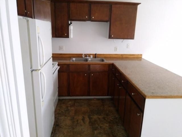 Foto del edificio - 102 Primrose Apt. #3