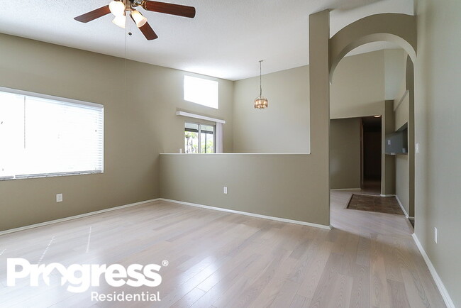 Building Photo - 13414 Laraway Dr