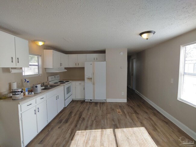 Foto del edificio - 2821 Hillcrest Ave