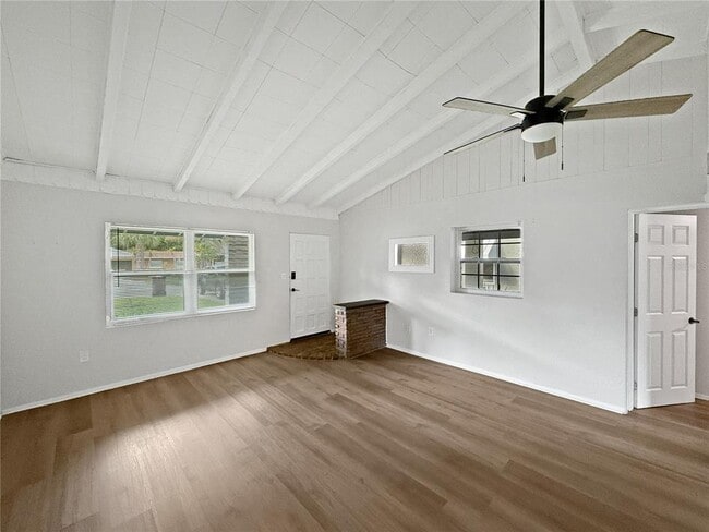 Foto del edificio - 3511 Backspin Ln