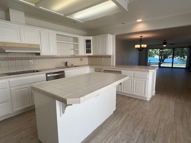 Foto del edificio - 7010 Colina Ln