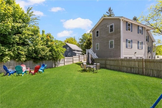 Building Photo - 275 Union Ave