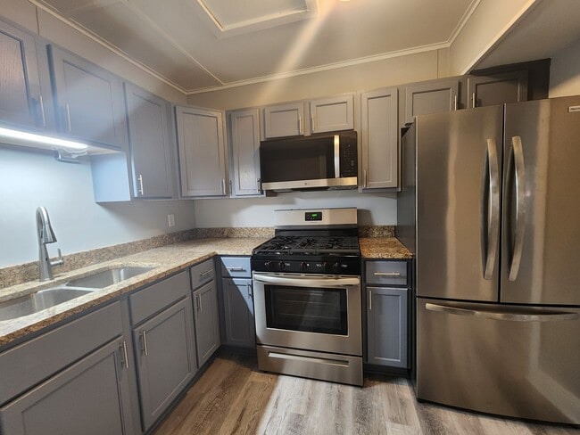 Building Photo - 23628 W Dupage Country Club Dr