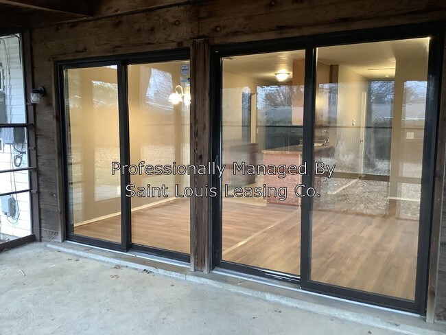 Building Photo - 660 Hargrove Ln