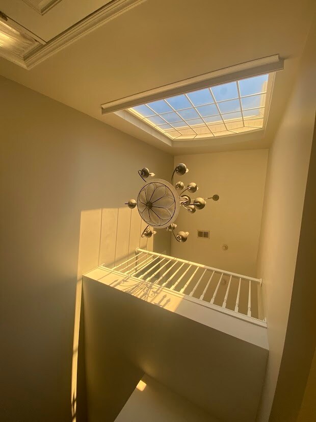 Foto del edificio - 6765 Sutton Oaks Way