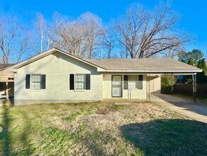 Building Photo - 5176 Braden Dr