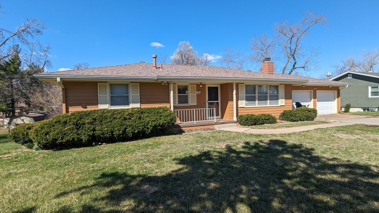 Big home with finished basement House Rental in Council Bluffs, IA