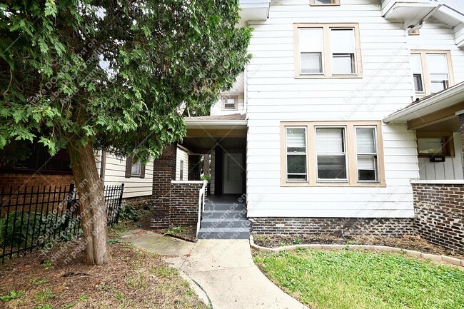 Building Photo - 3942 Cornelius Ave