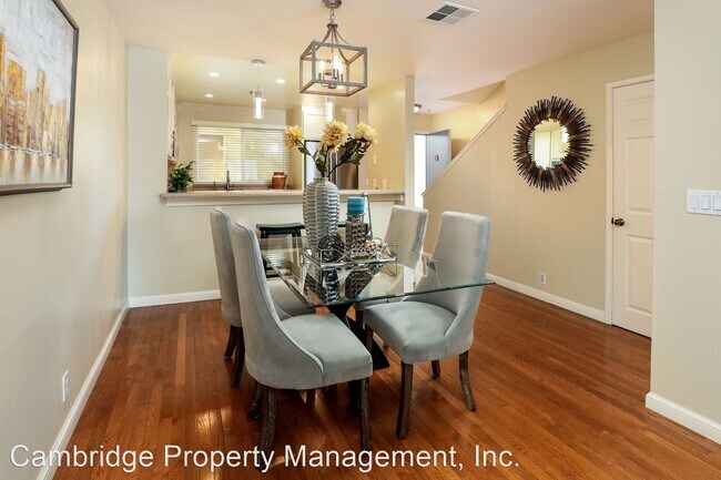 Building Photo - 2 br, 1.5 bath House - 149 California Ave,...