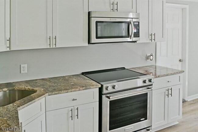 Foto del edificio - 7 Beach View Ct