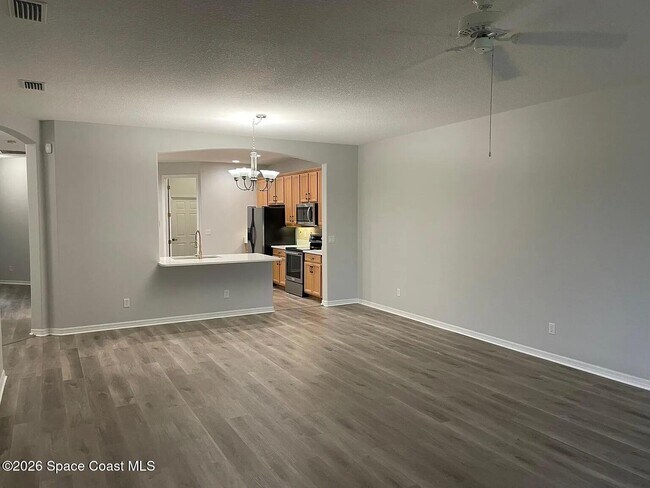 Building Photo - 5710 Claiborne St