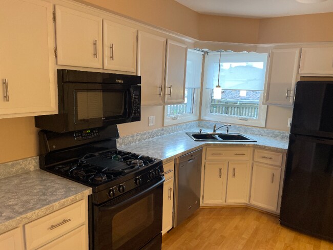 Foto del edificio - 12730 Cardinal Crest Dr