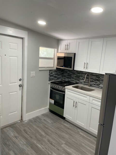 Foto del edificio - Charming 1-Bedroom in North Miami Beach