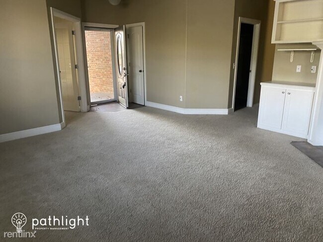 Foto del edificio - 3 br, 2 bath House - 15628 Darlington Lane...