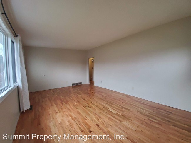 Foto del edificio - 5 br, 2 bath House - 3209 Washburn Street