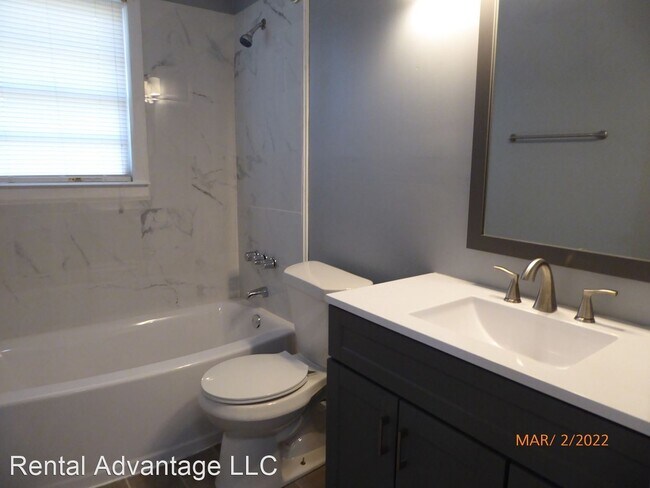 Building Photo - 3 br, 1 bath House - 2313 Circle Dr