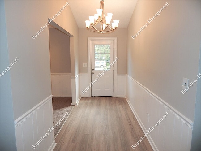 Building Photo - 9075 Dorsey Rd