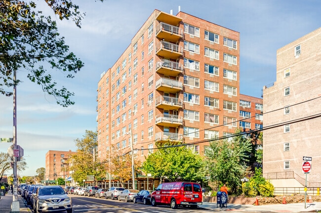 Elmhurst Towers Apartments