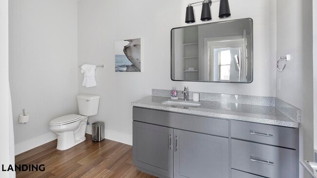 Building Photo - 701 Rahling Rd