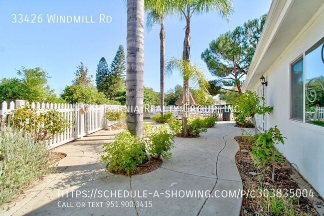 Foto del edificio - 33426 Windmill Rd