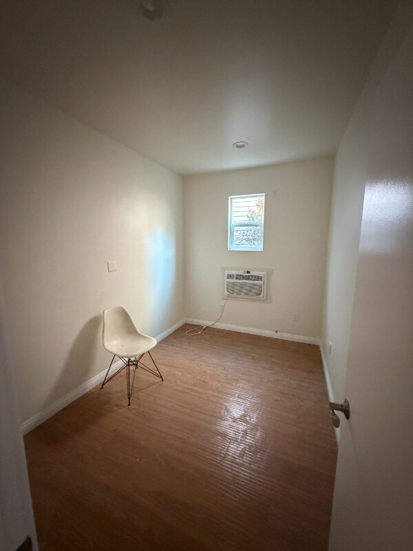 Foto del edificio - 317 Laurel St