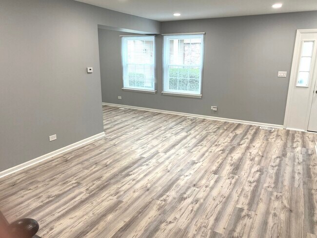 Foto del edificio - 20 Fernwood Ct