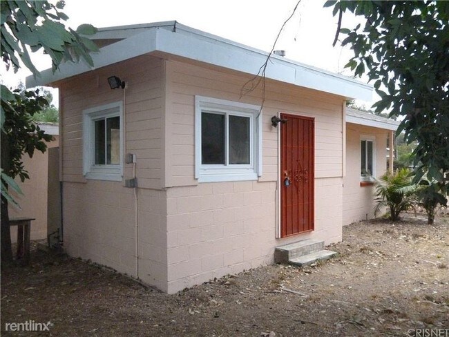 Building Photo - 2 br, 1 bath House - 235 S 13th St