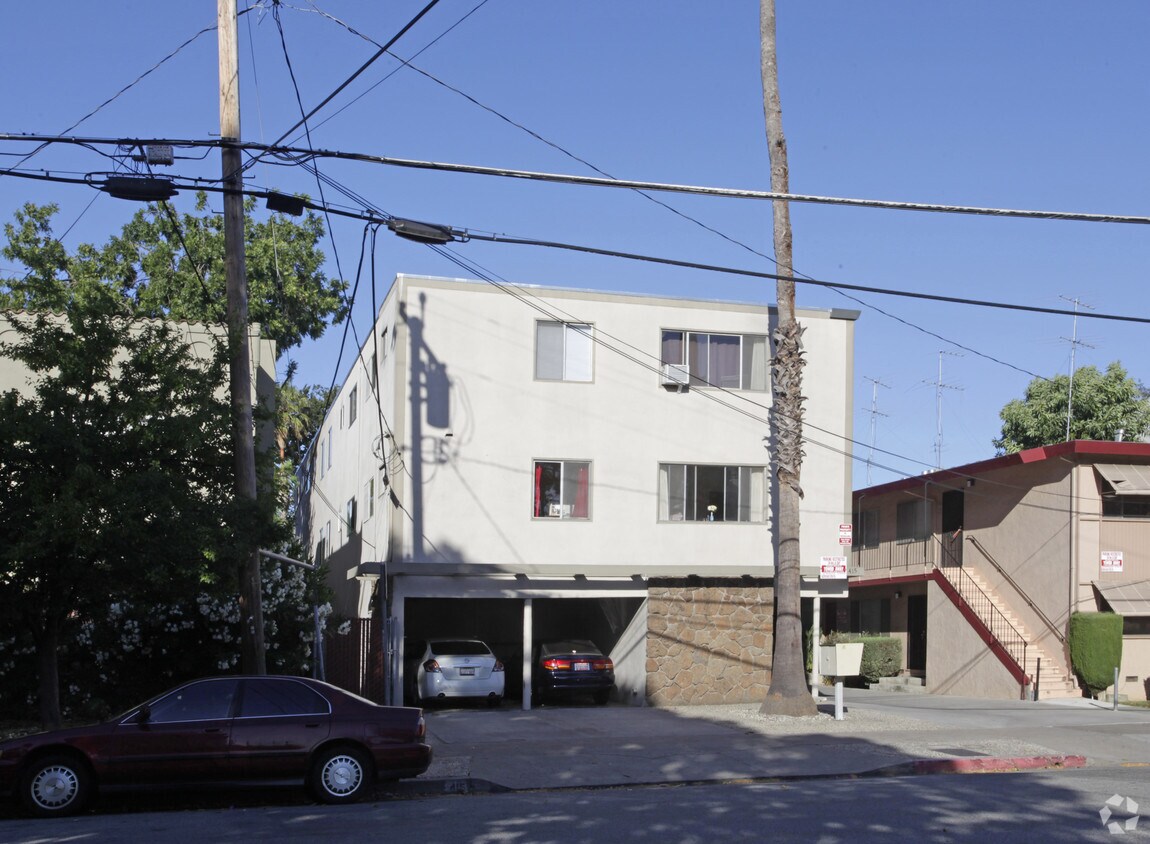 Foto del edificio - 415 S 8th St