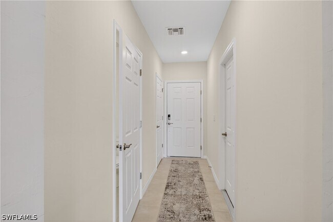 Foto del edificio - 15396 Wildflower Cir