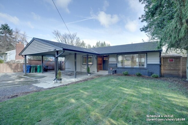 Building Photo - 14046 Meridian Ave N