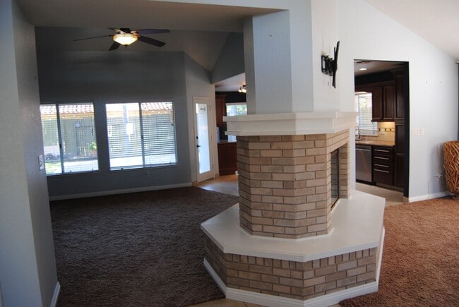 Building Photo - 9305 Brookstone Ct