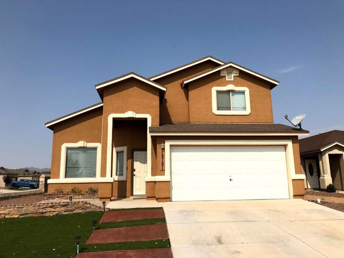 12121 Zavi Pl, El Paso, TX 79934 House for Rent in El Paso, TX