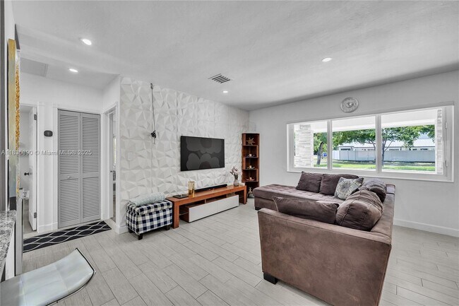Foto del edificio - 1020 SW 4th Ave