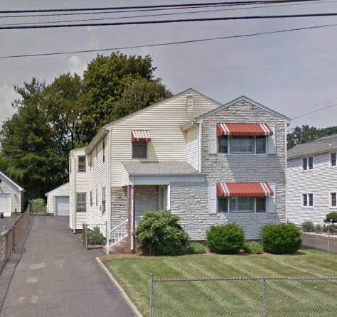 Primary Photo - 164 Thorniley St