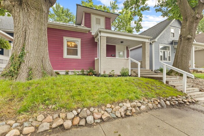 Building Photo - 734 Parkway Ave
